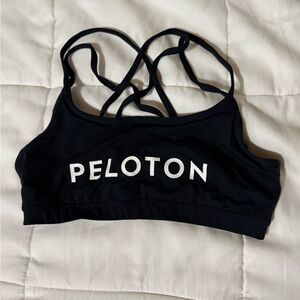 Medium peloton sports bra